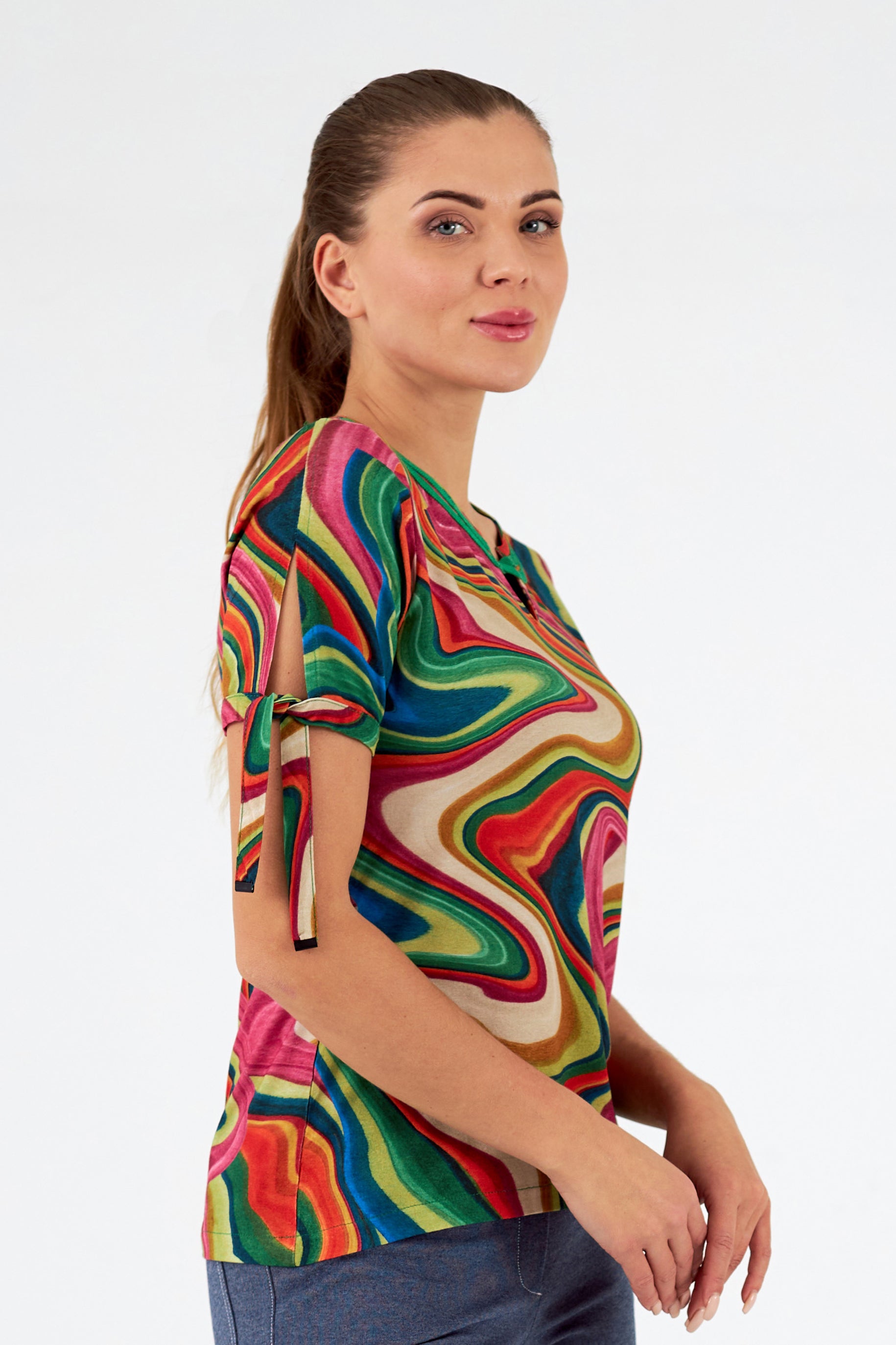 Camiseta de mujer cuello redondo manga corta