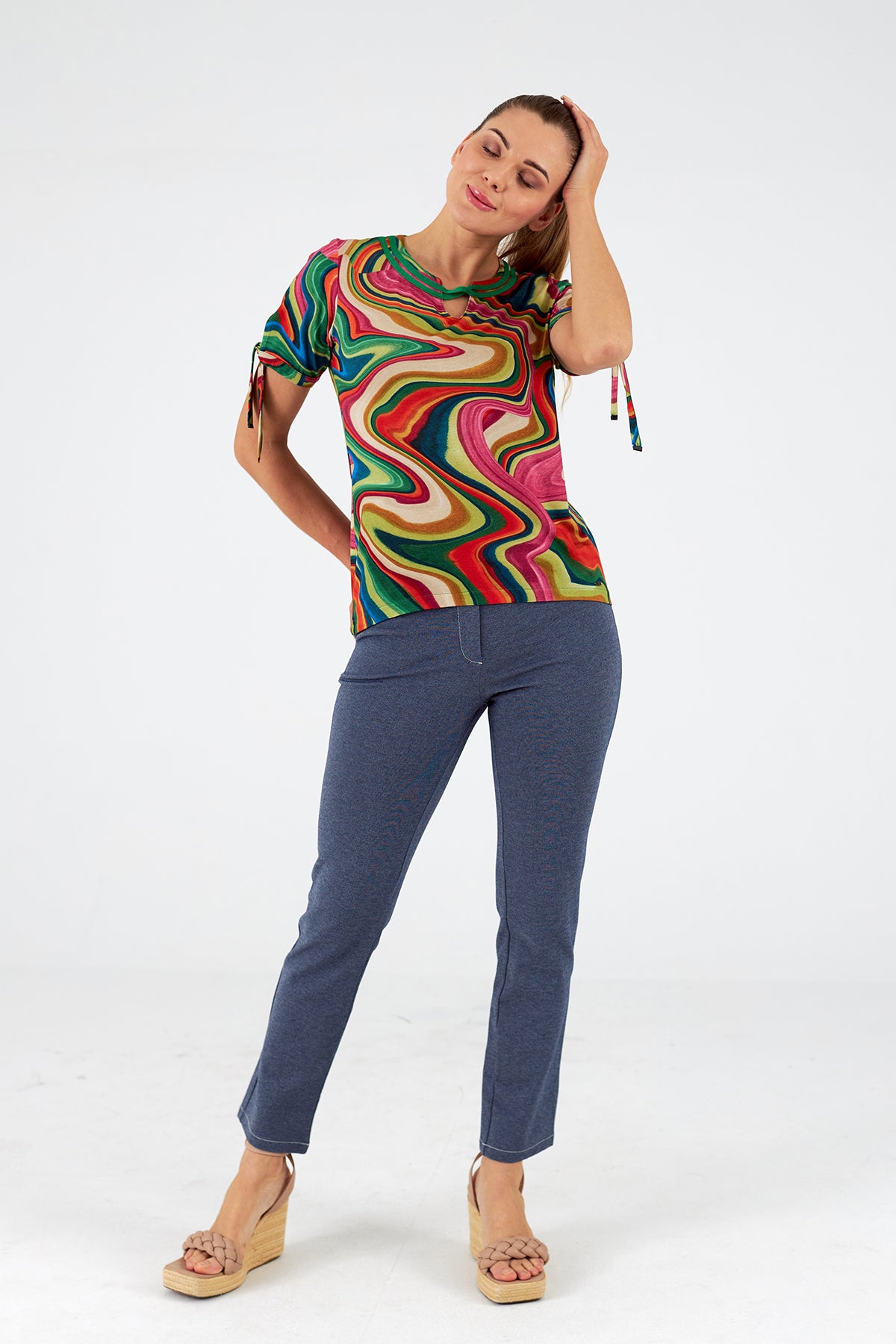 Camiseta de mujer cuello redondo manga corta