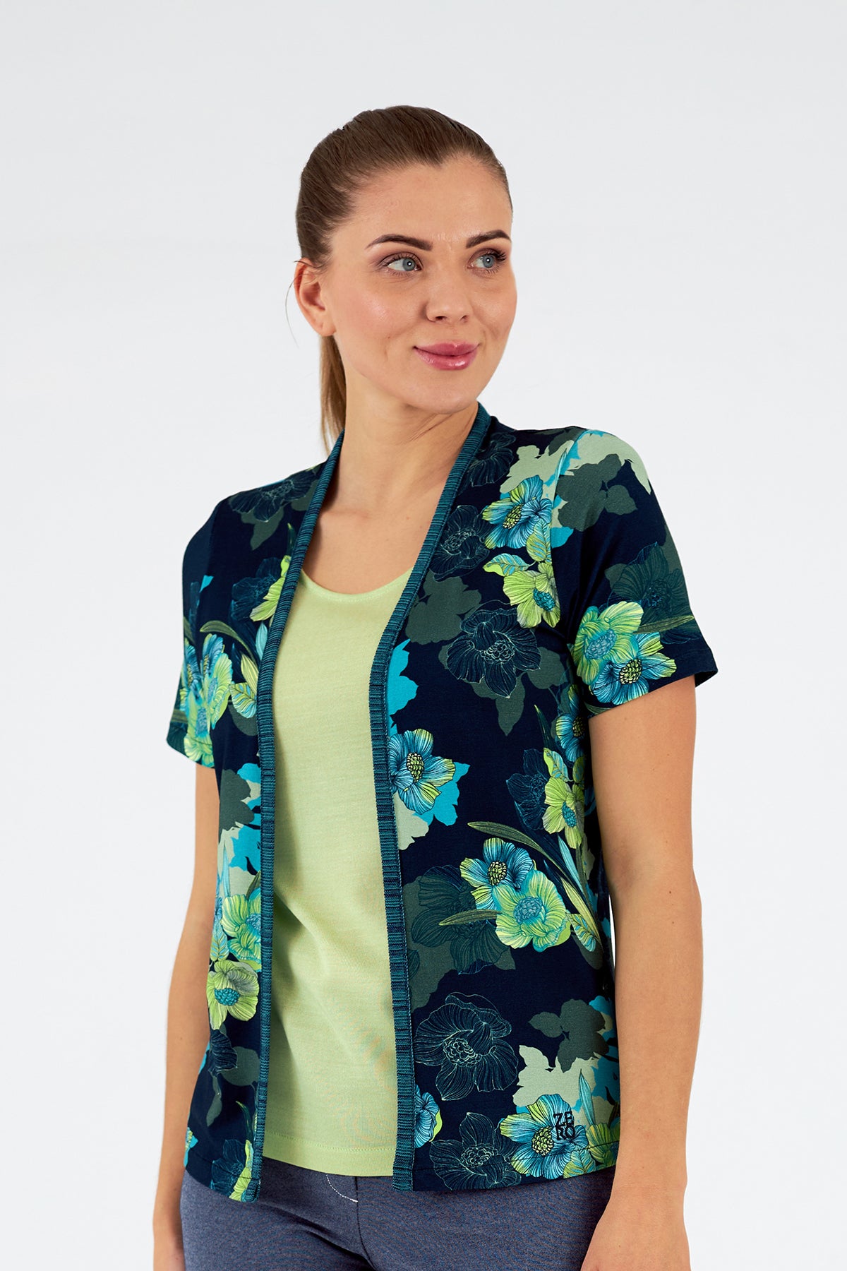 Conjunto simulado de mujer cuello redondo manga corta