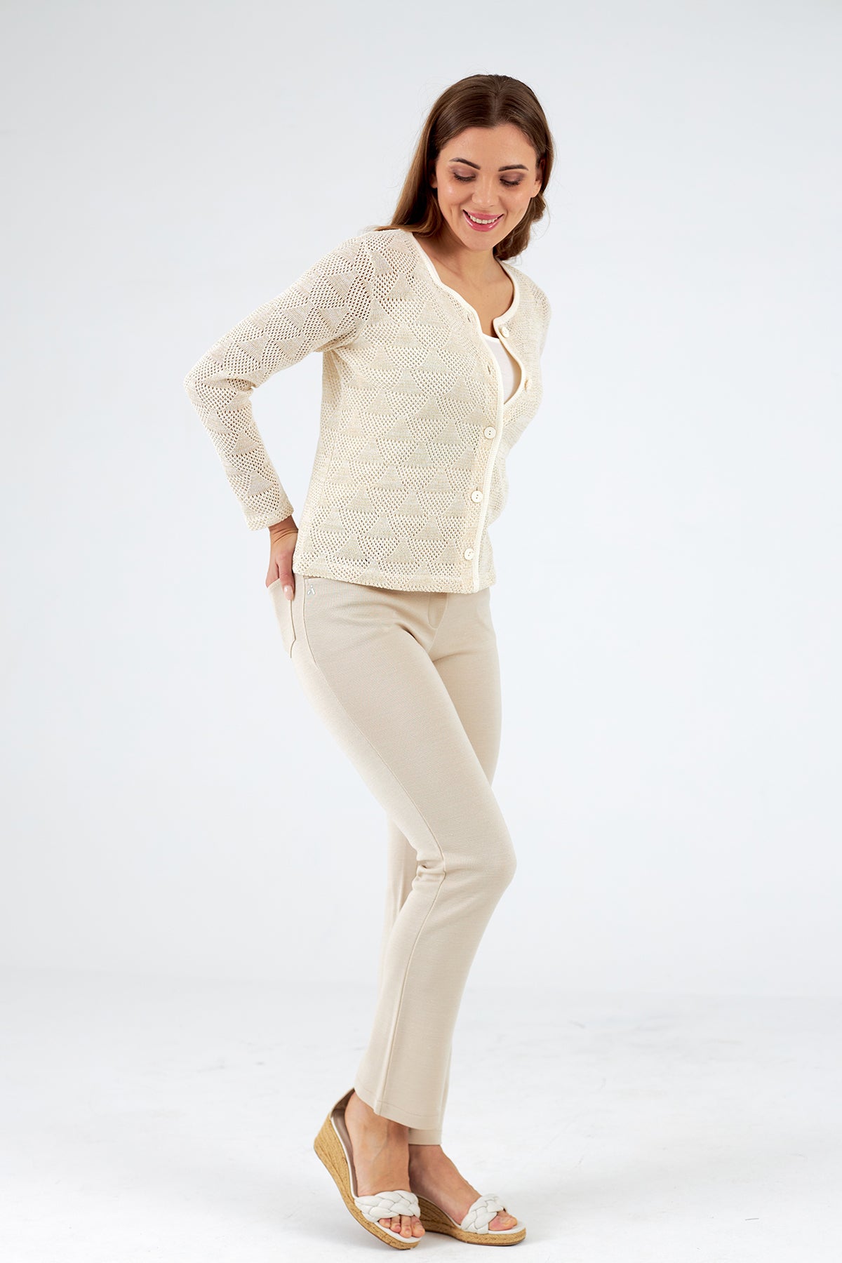Chaqueta de mujer de punto cuello redondo