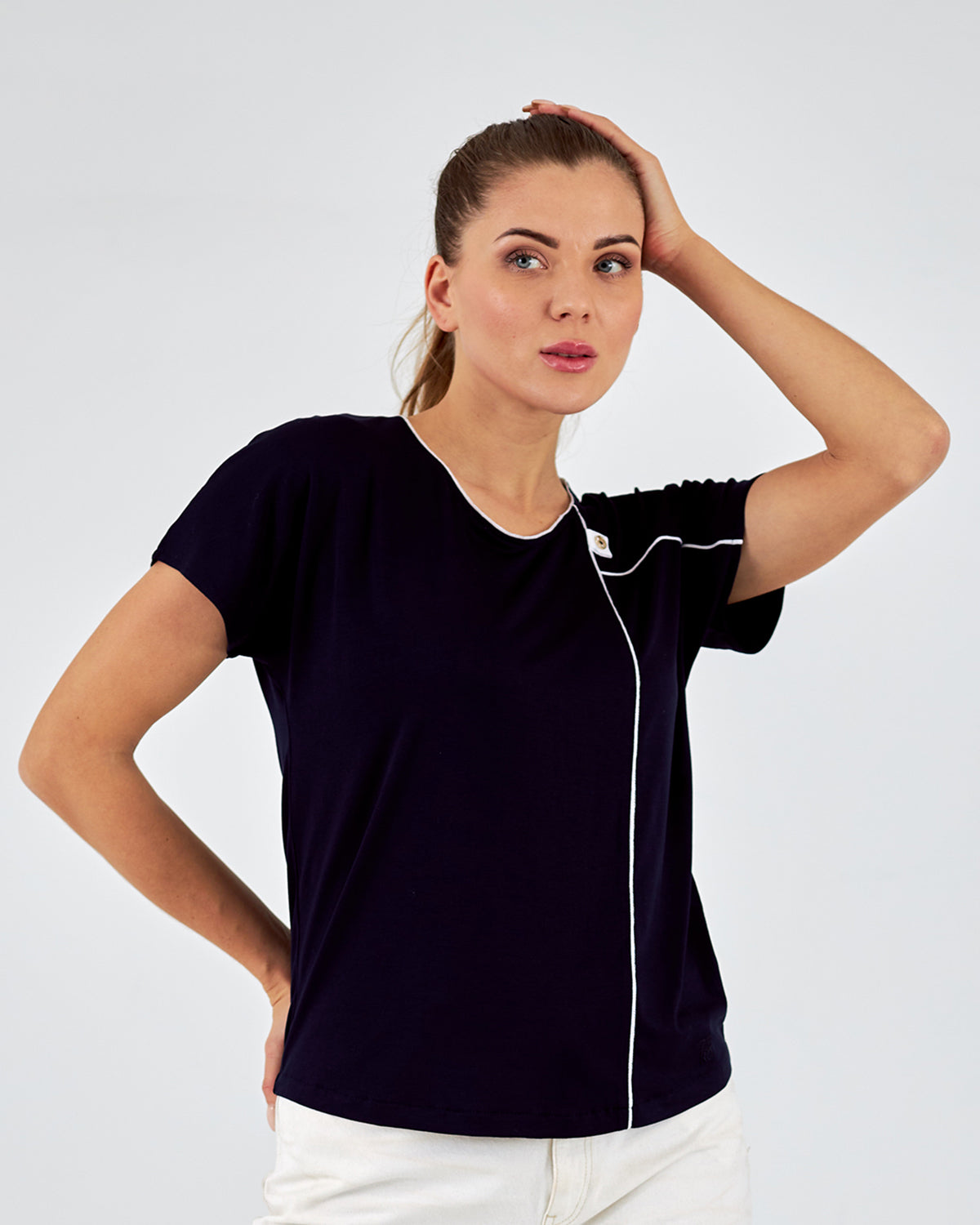 Camiseta de mujer cuello redondo manga corta