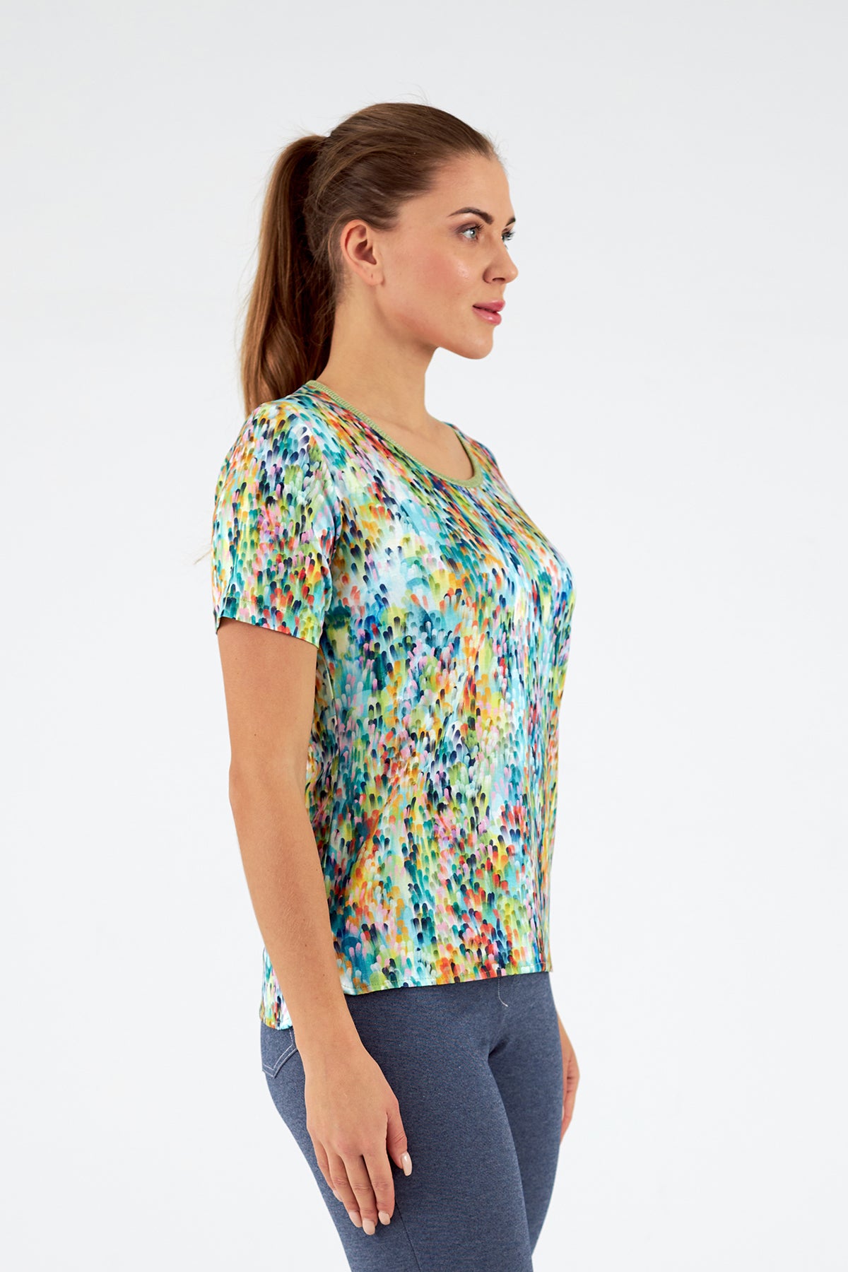 Camiseta de mujer cuello redondo manga corta