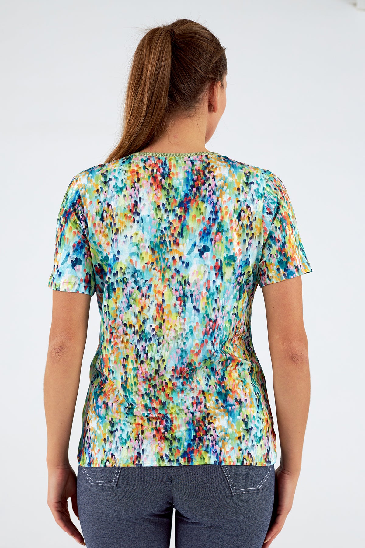 Camiseta de mujer cuello redondo manga corta