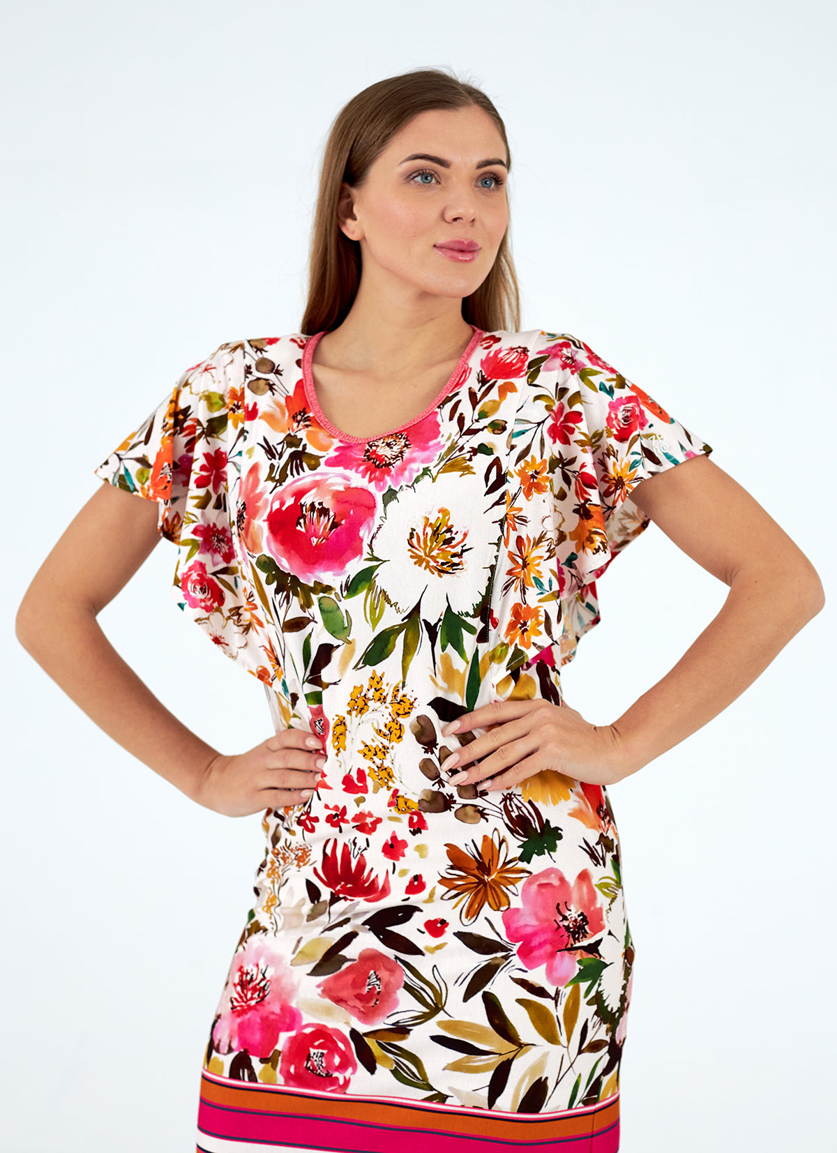 Vestido cuello redondo manga corta