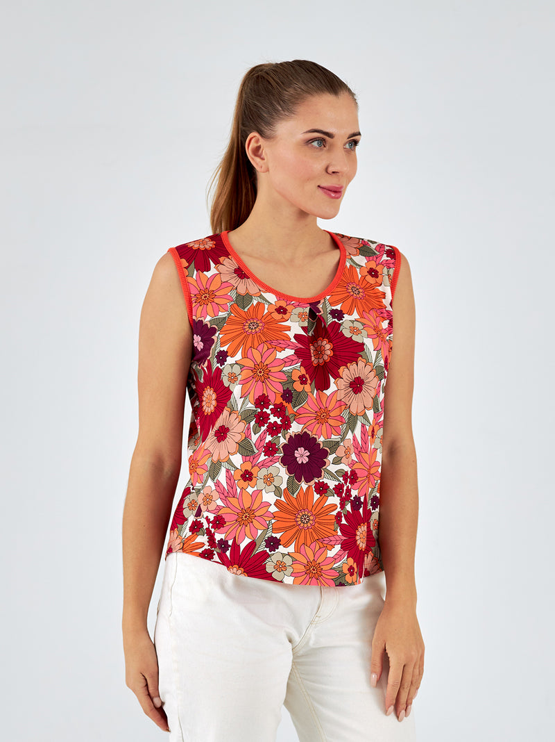 Top de mujer con cuello redondo estampado