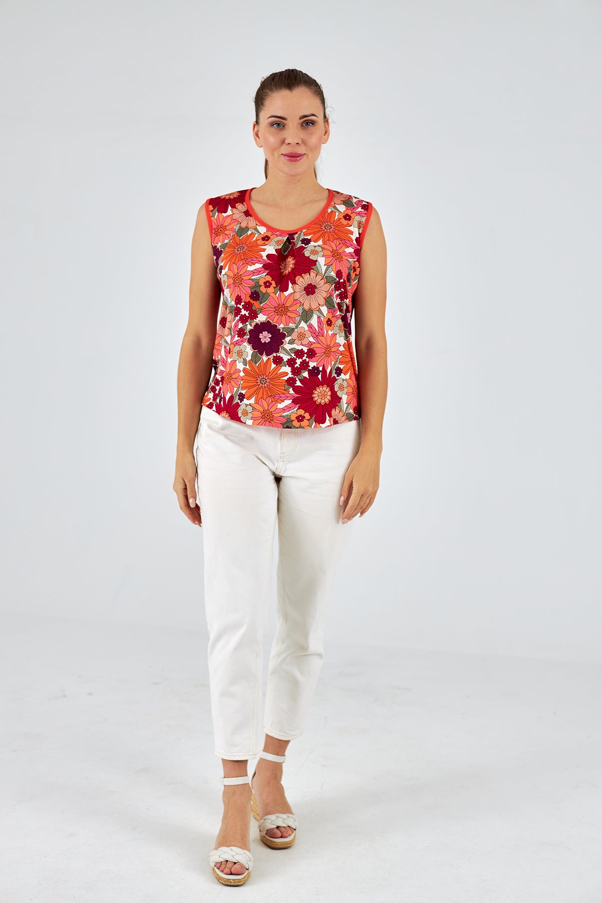 Top de mujer con cuello redondo estampado